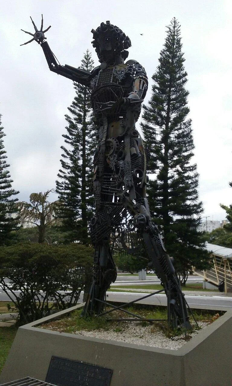 Monumento à Rita Maria