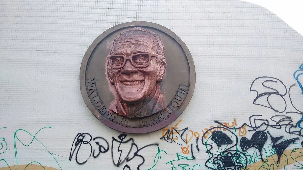 Praça Maestro Waldemar Henrique