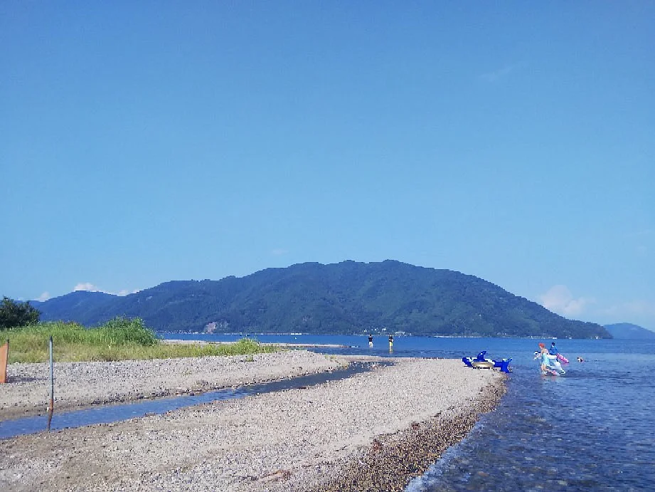 Makino Sunny Beach