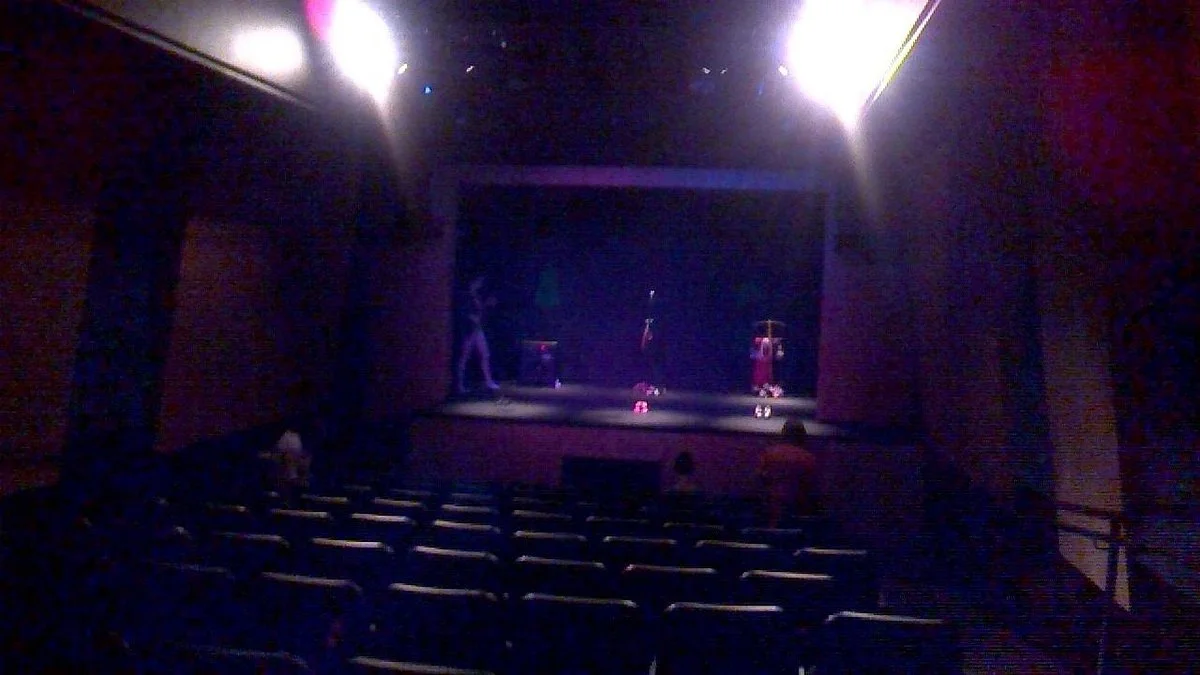 Teatro de Bolso Julio Mackenzie
