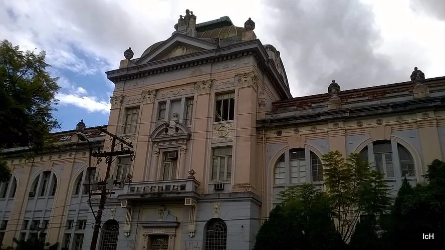Luiz Englert Museum of Minerology and Petrology