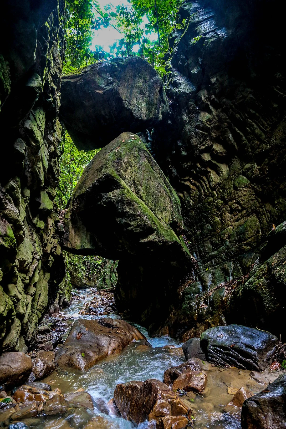Piedras Colgantes de Samaniato