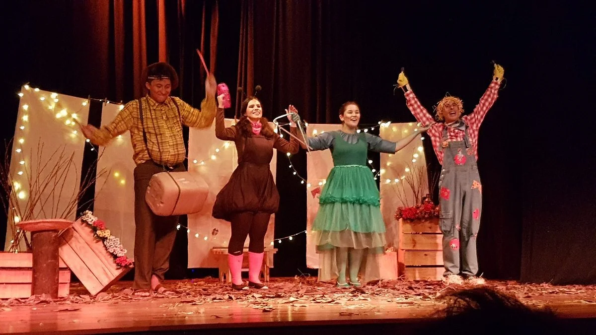 Teatro West Plaza