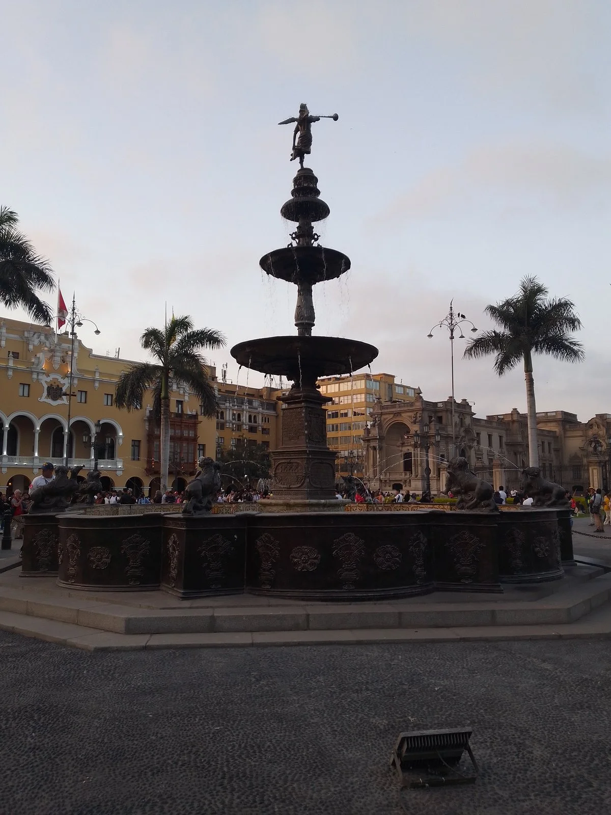 Pileta del Angel de la Fama