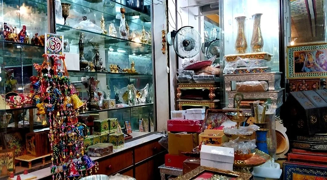 Dakshinapan Shopping Complex