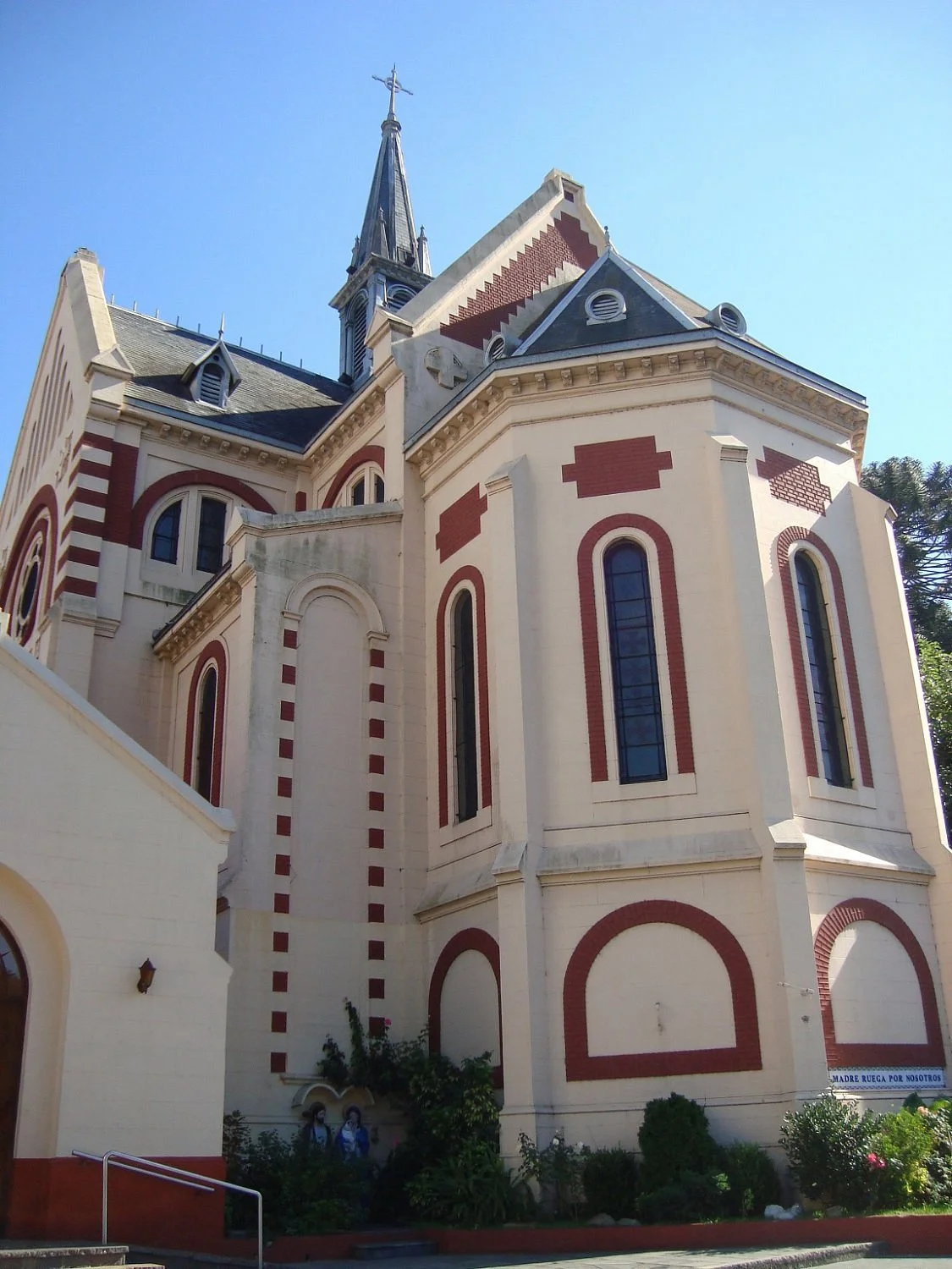 Parroquia Ntra. Sra. de Caacupe