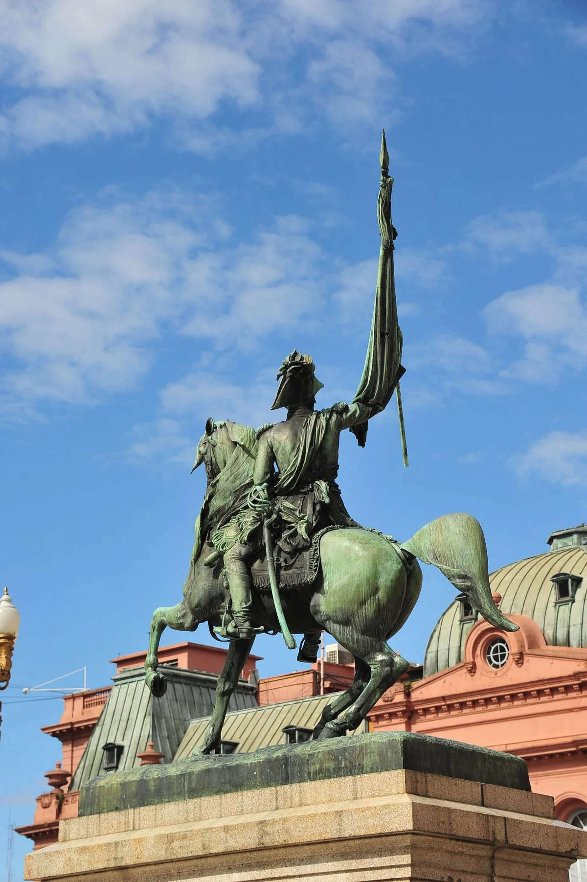 Monumento Ecuestre al General Manuel Belgrano