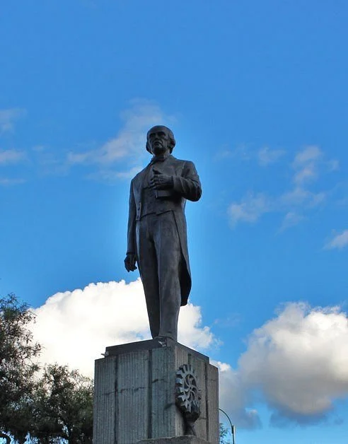 Monumento a Benigno Malo