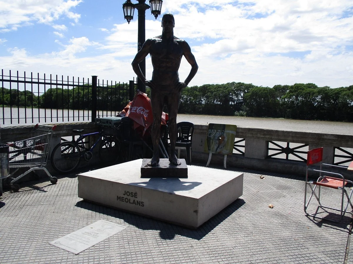 Monumento a Jose Meolans