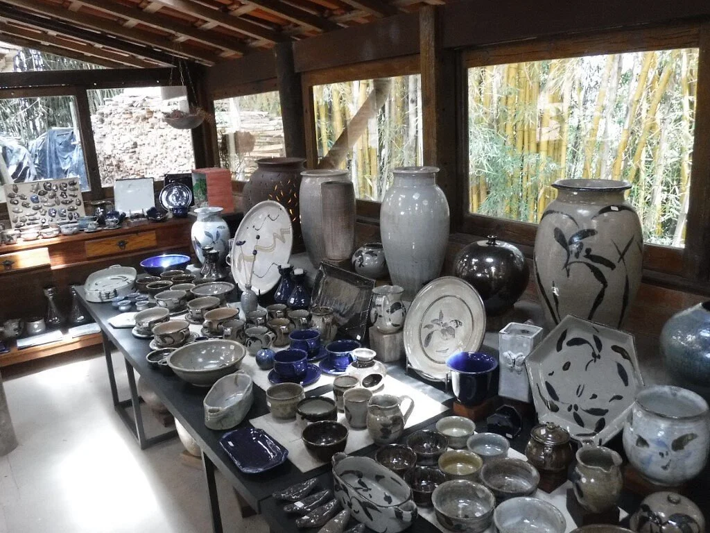 Atelier De Ceramica Suenaga & Jardineiro