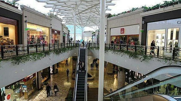 Jockey Plaza