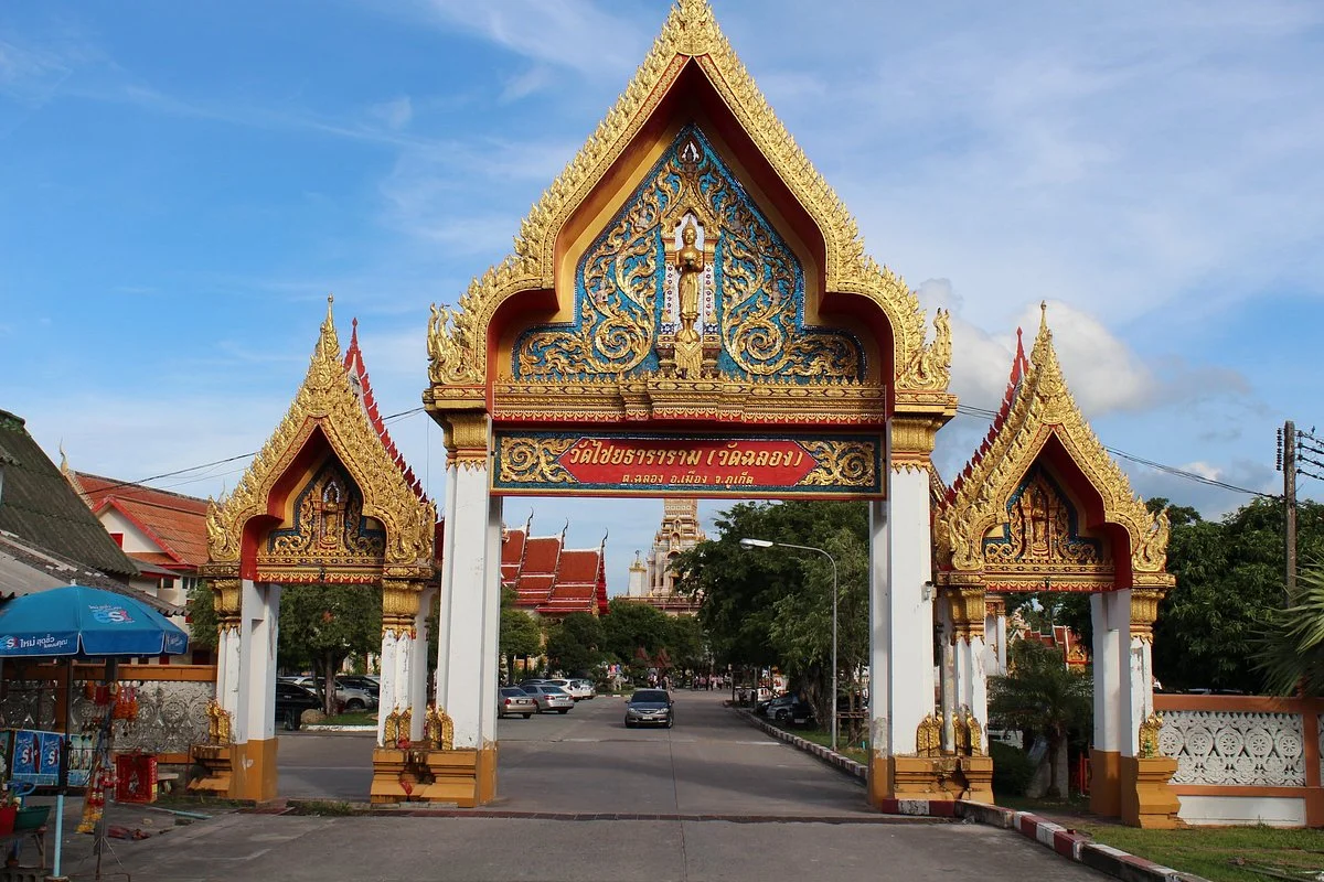 Chaithararam Temple (Wat Chalong)