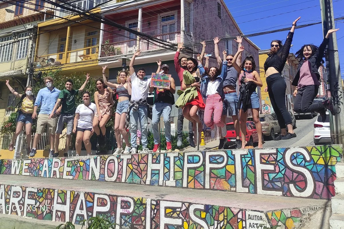 Tours & Pick up in Valparaiso of Chile