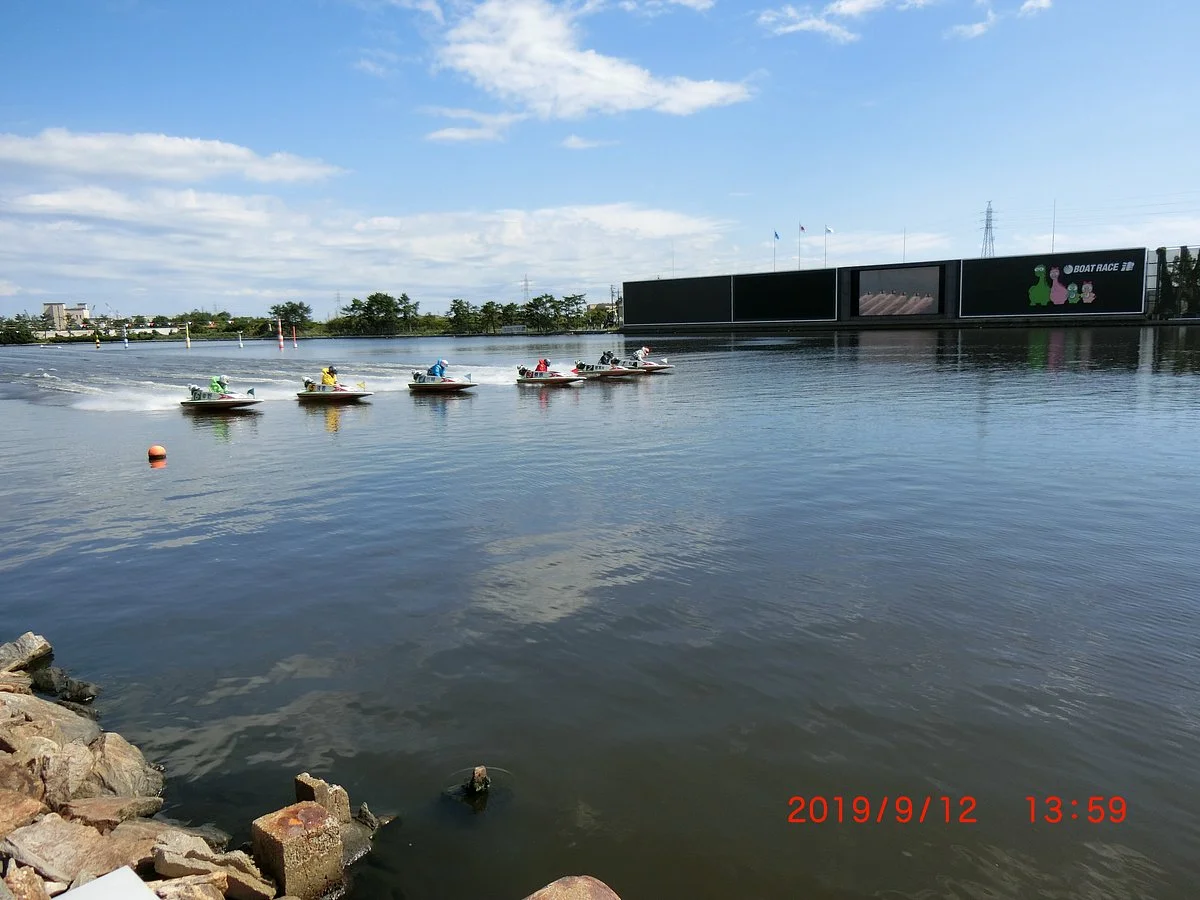 Boat Race Tsu