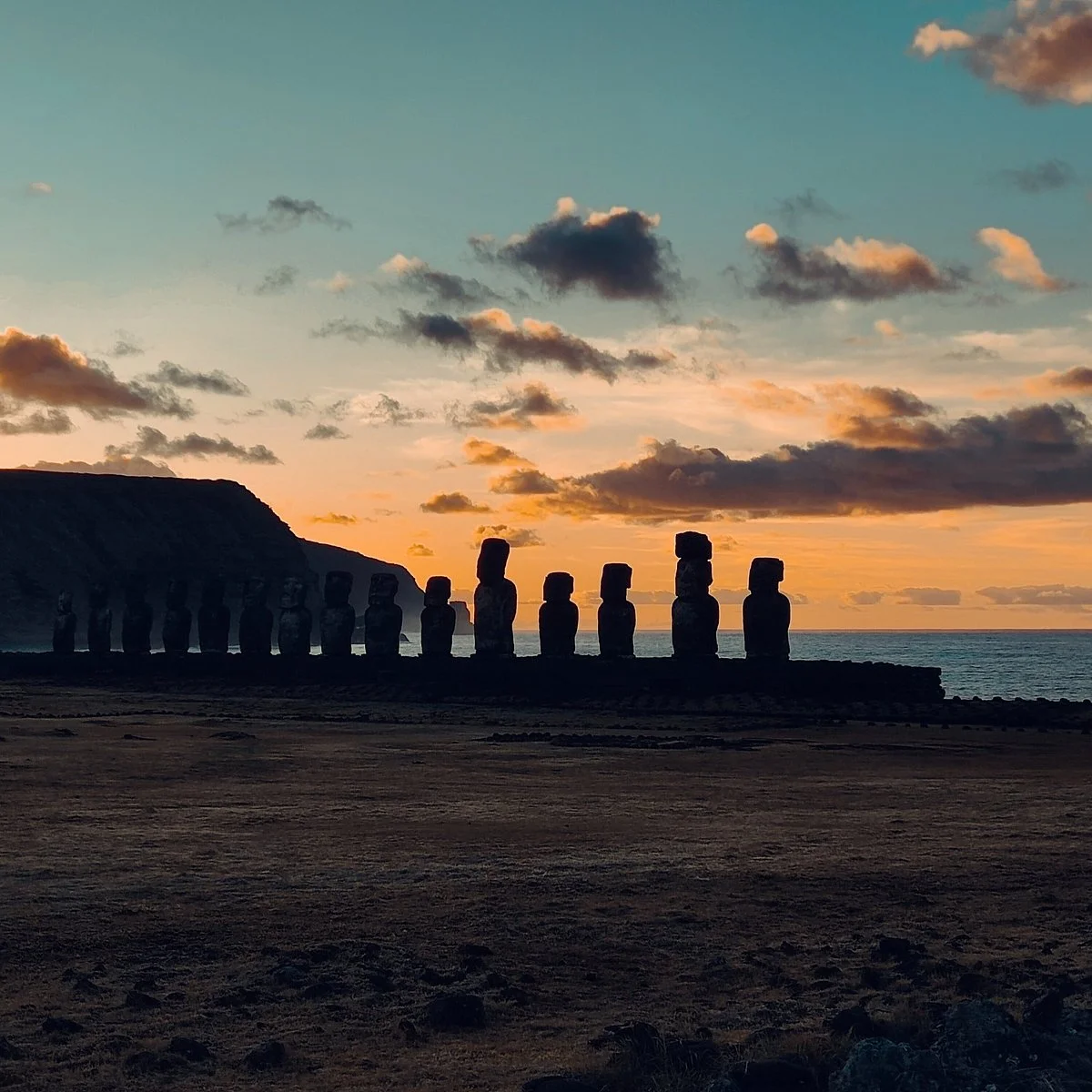Moai Tour