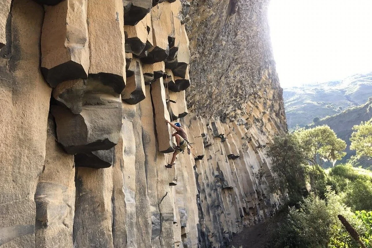 Tour's Baños