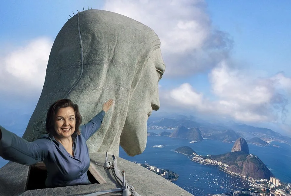 Suyen Passos Tour Guide