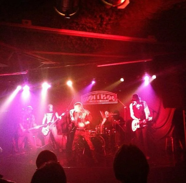 Morrison Rock Bar