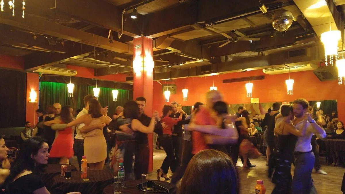 Tango Trips