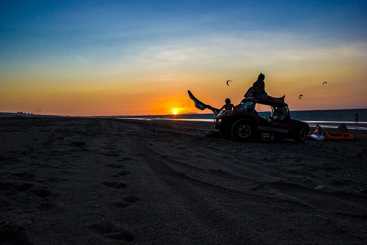 Jerisports Kiteboarding School