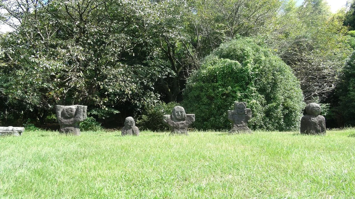 Iwatoyama Tumulus