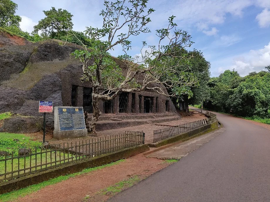 Harvalem Caves