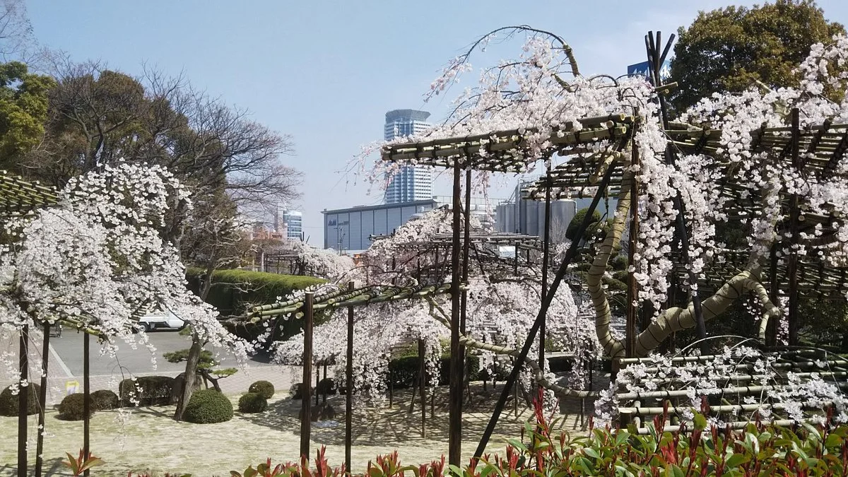Senjin Monument