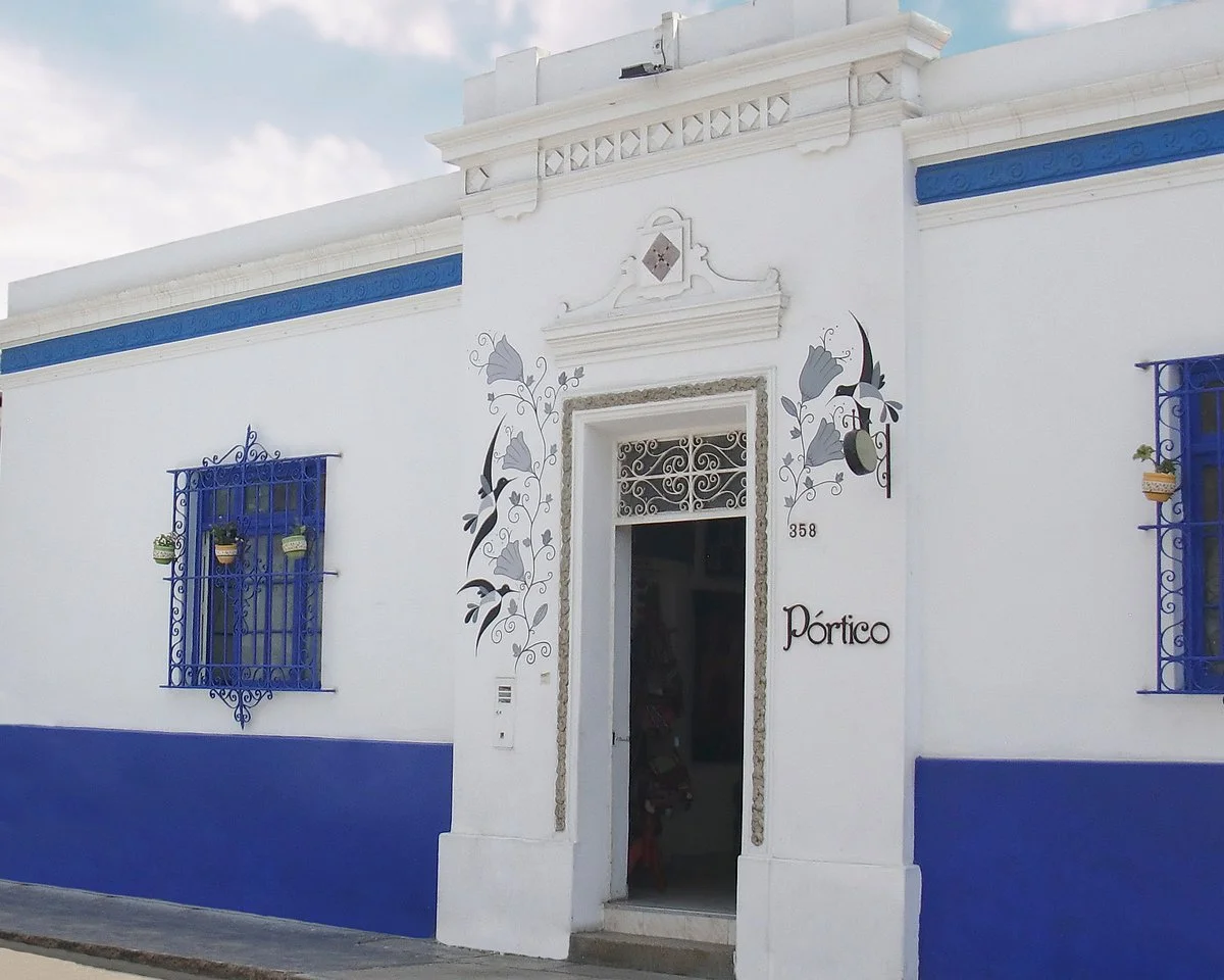 Portico Detalles Con Arte
