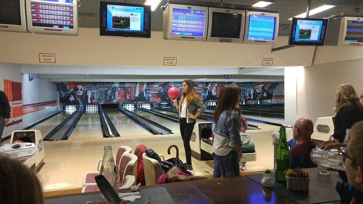 Snack Bowling