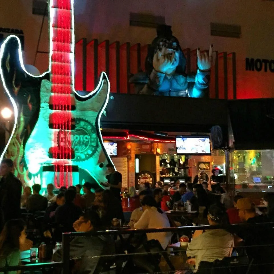 Moto Café
