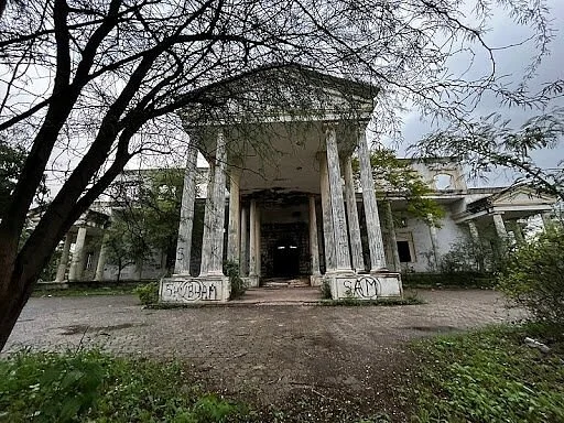 Avadh Palace