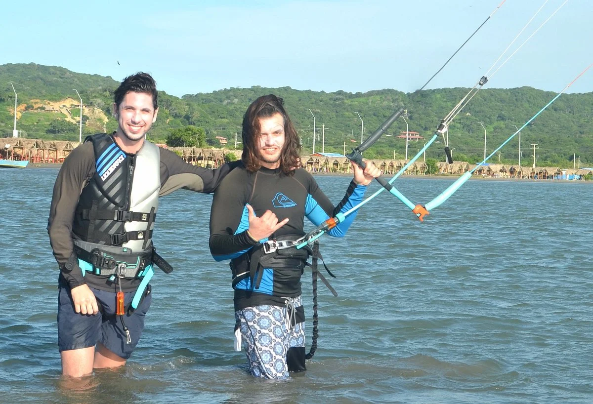 33Knots Kitesurfing School