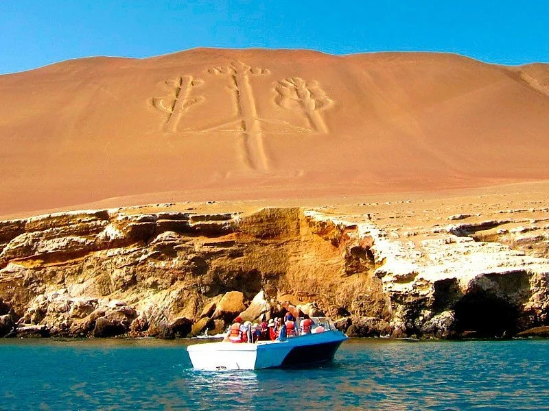 Aventura En Paracas