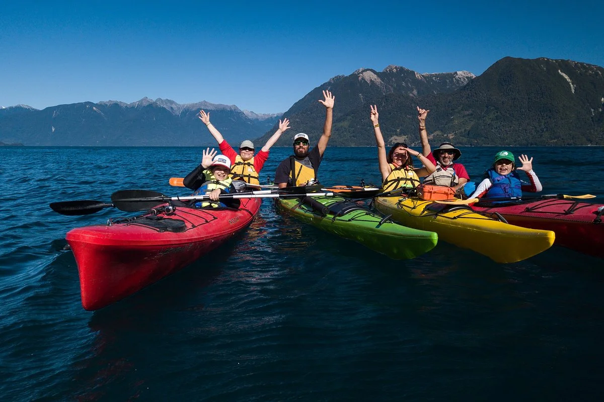 PURANATURA  Kayak y trekking