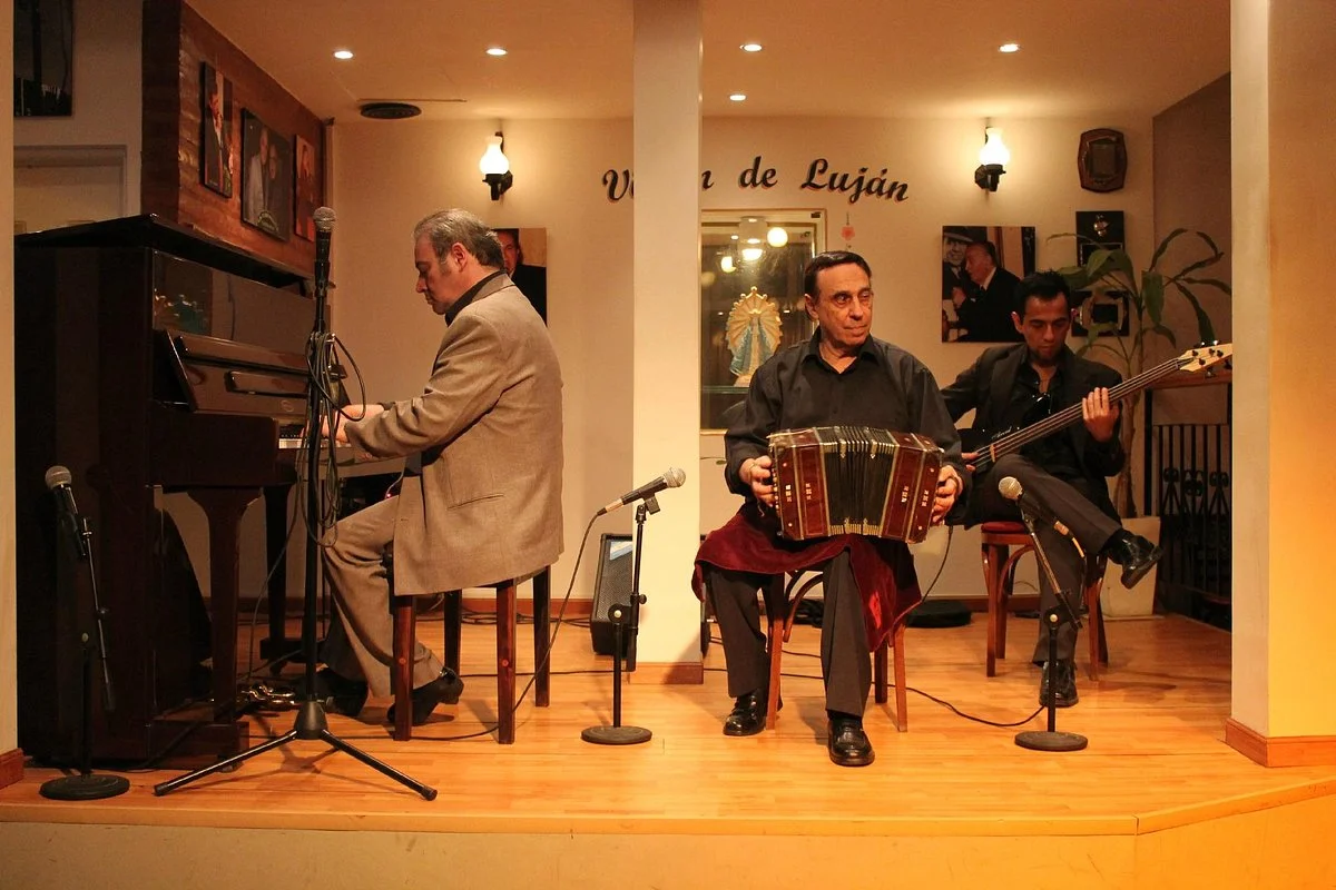 La Cumparsita Tango Bar