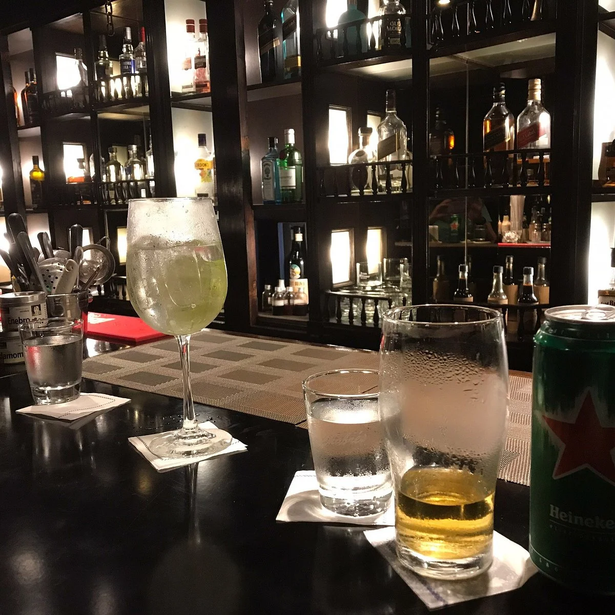 Chabres Bar