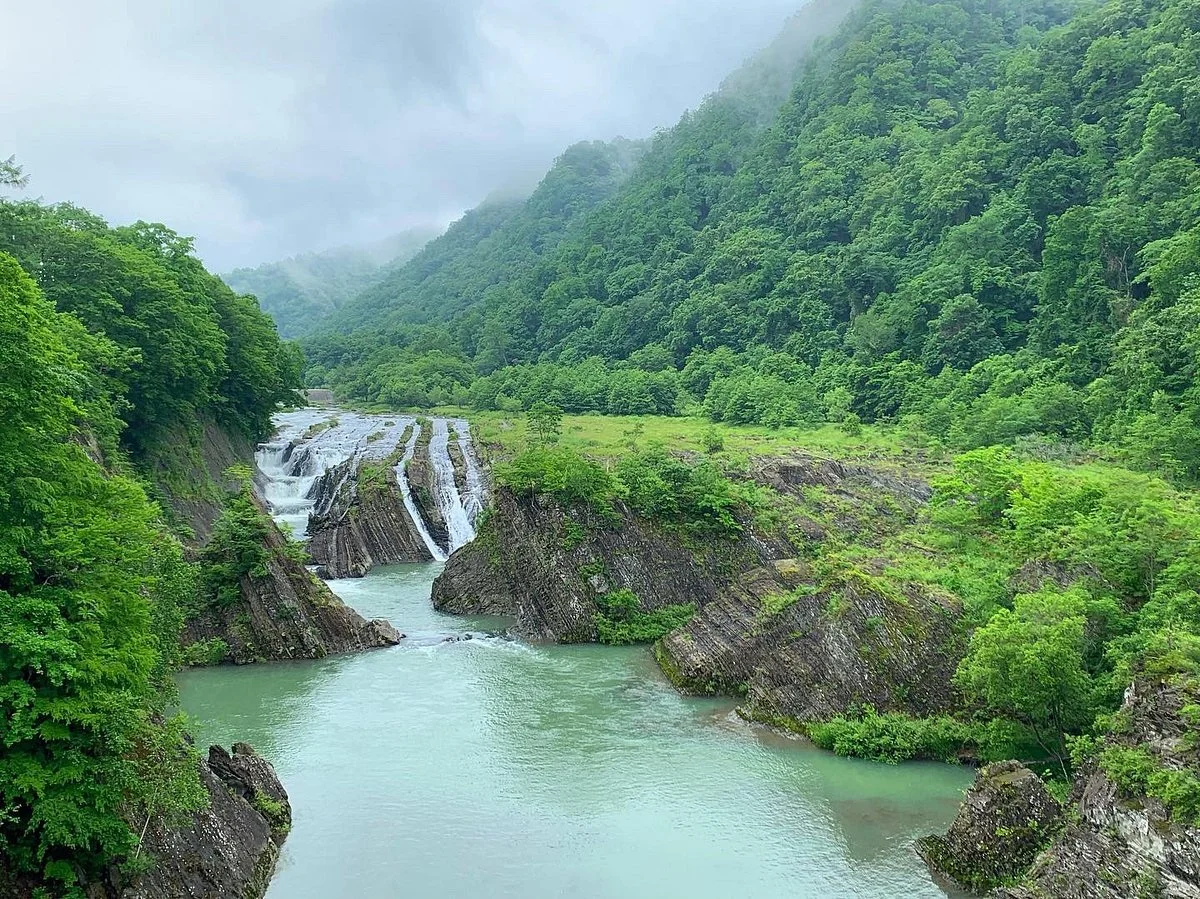 Chidorigataki Falls