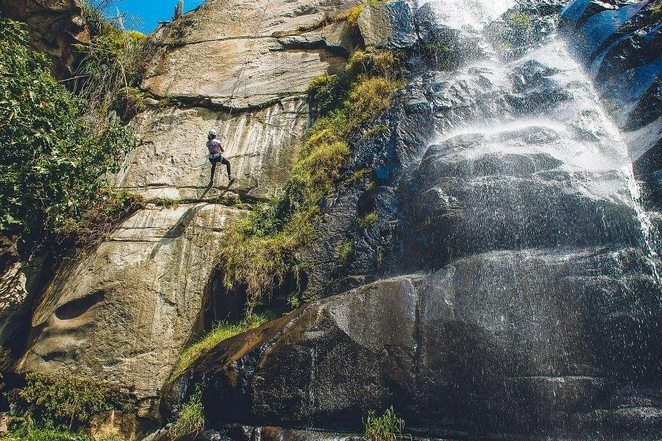 Mundo Aventura - Day Tours