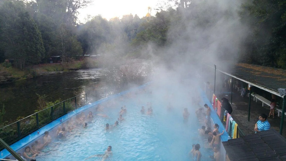 Termas y cabanas Aguas Calientes