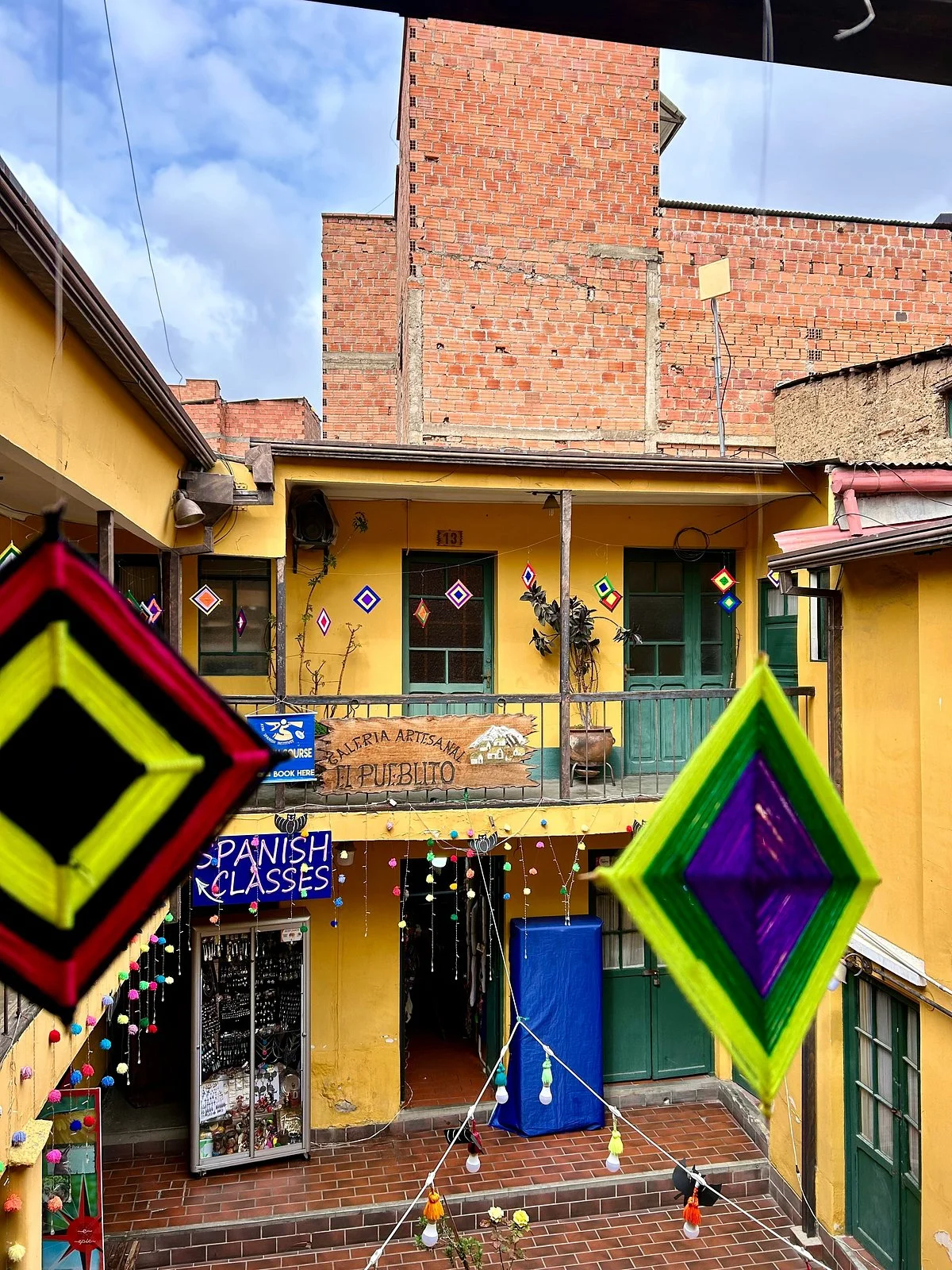 Ayni Spanish Institute