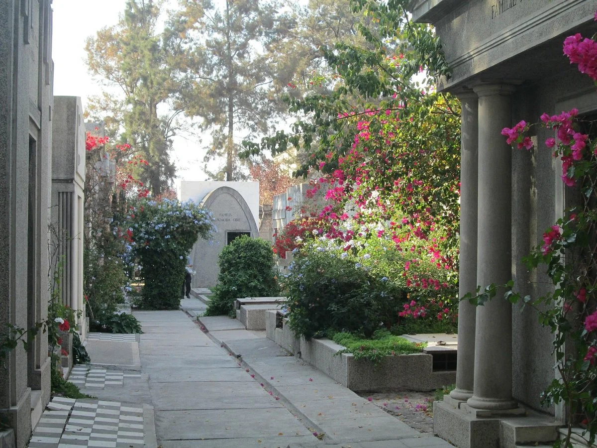 Tour Nocturno Cementerio General