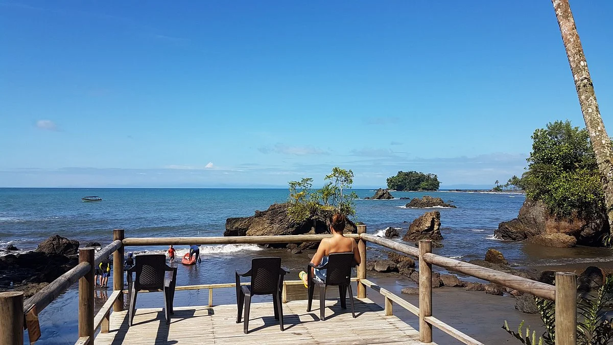 De Turismo Por Colombia