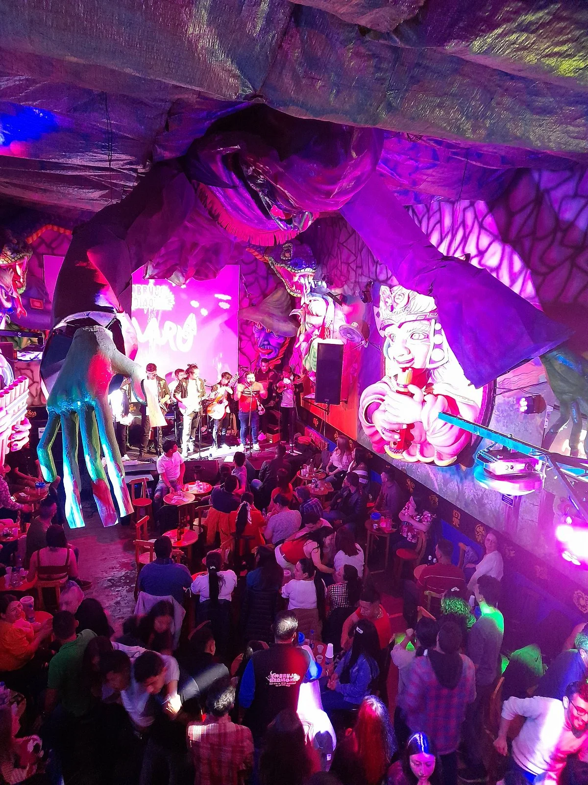 Embrujo Andino Peña Bar