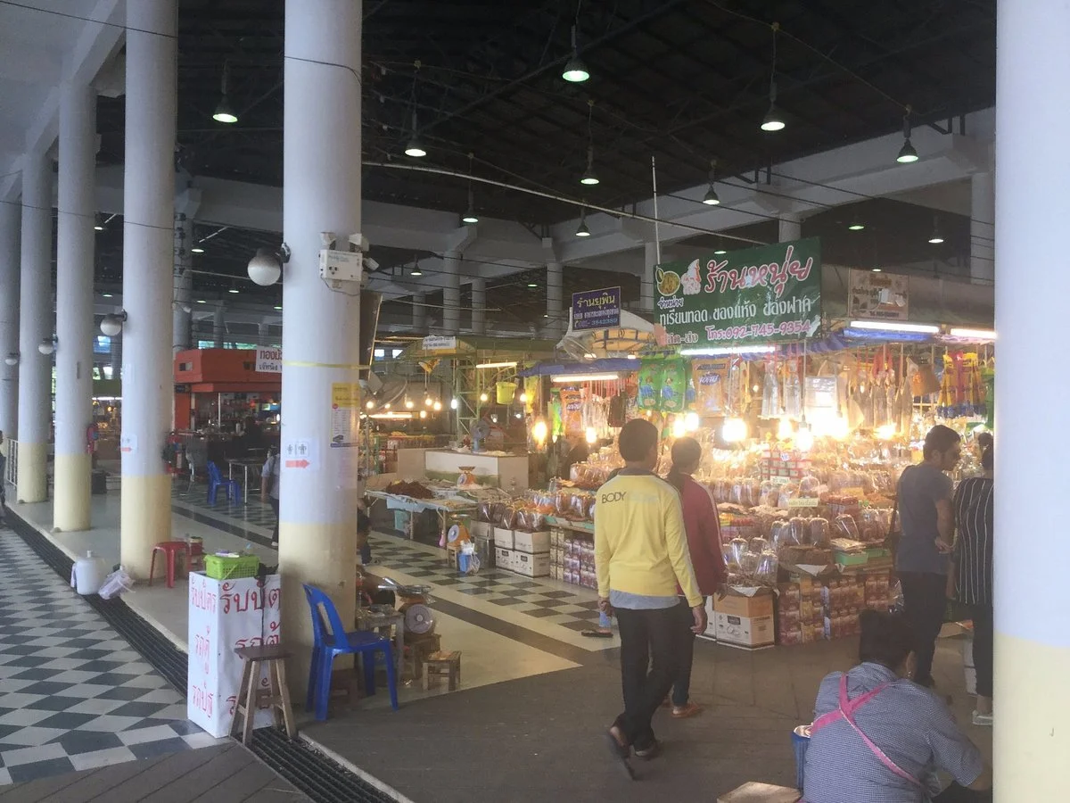 Ban Phe Market