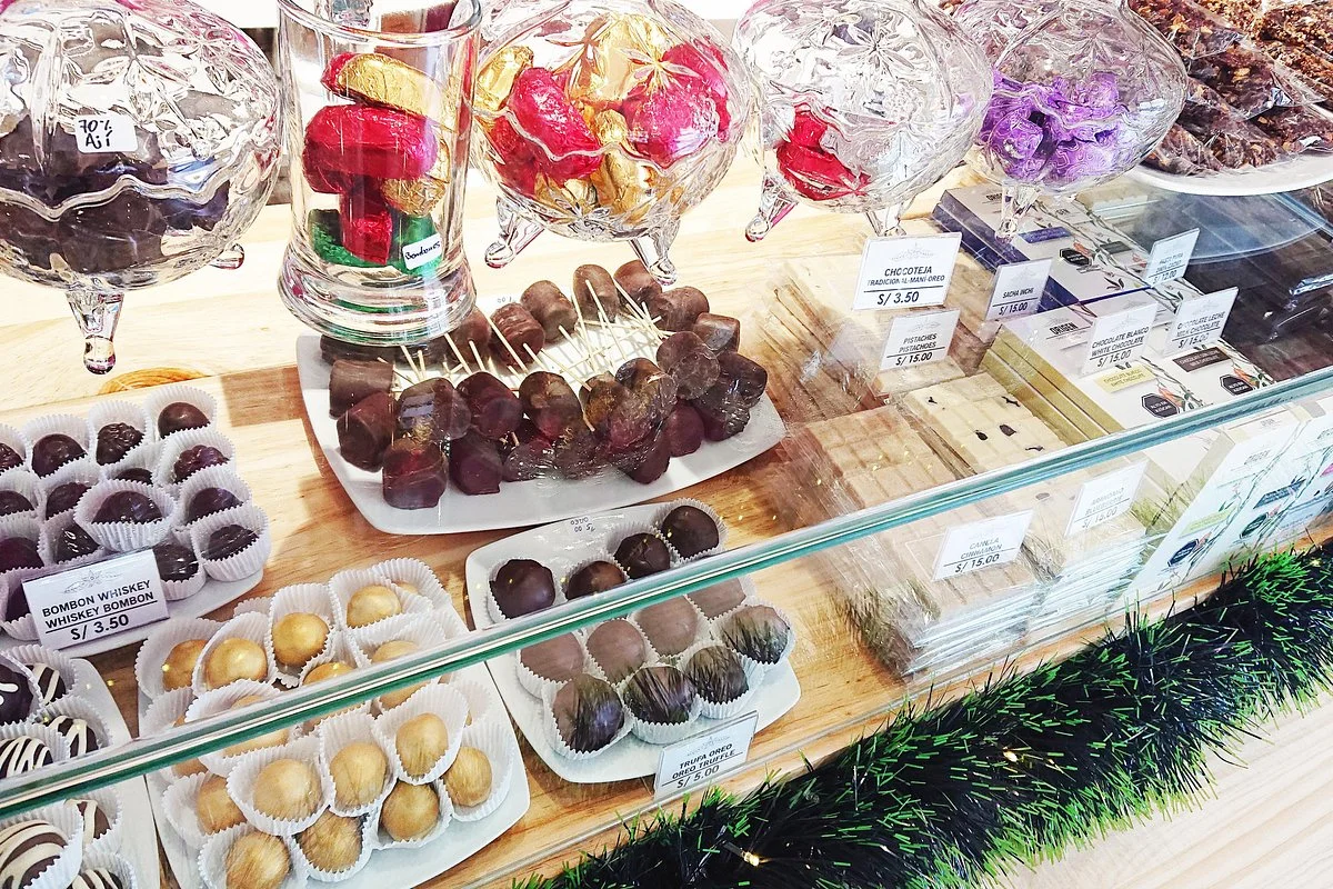 QORU -  Taller de chocolate y tienda