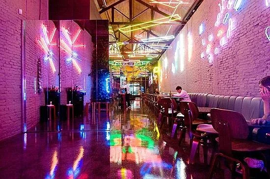 Bar Volt