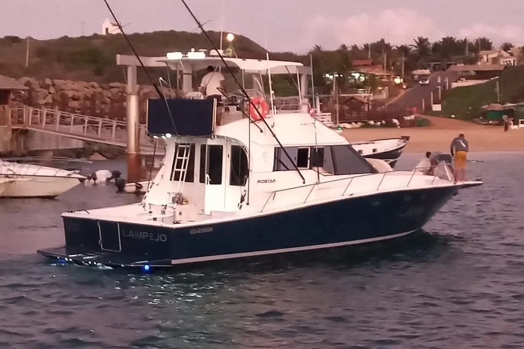 Costa Náutica Noronha