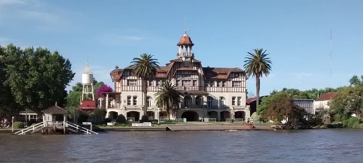 Club De Regatas La Marina