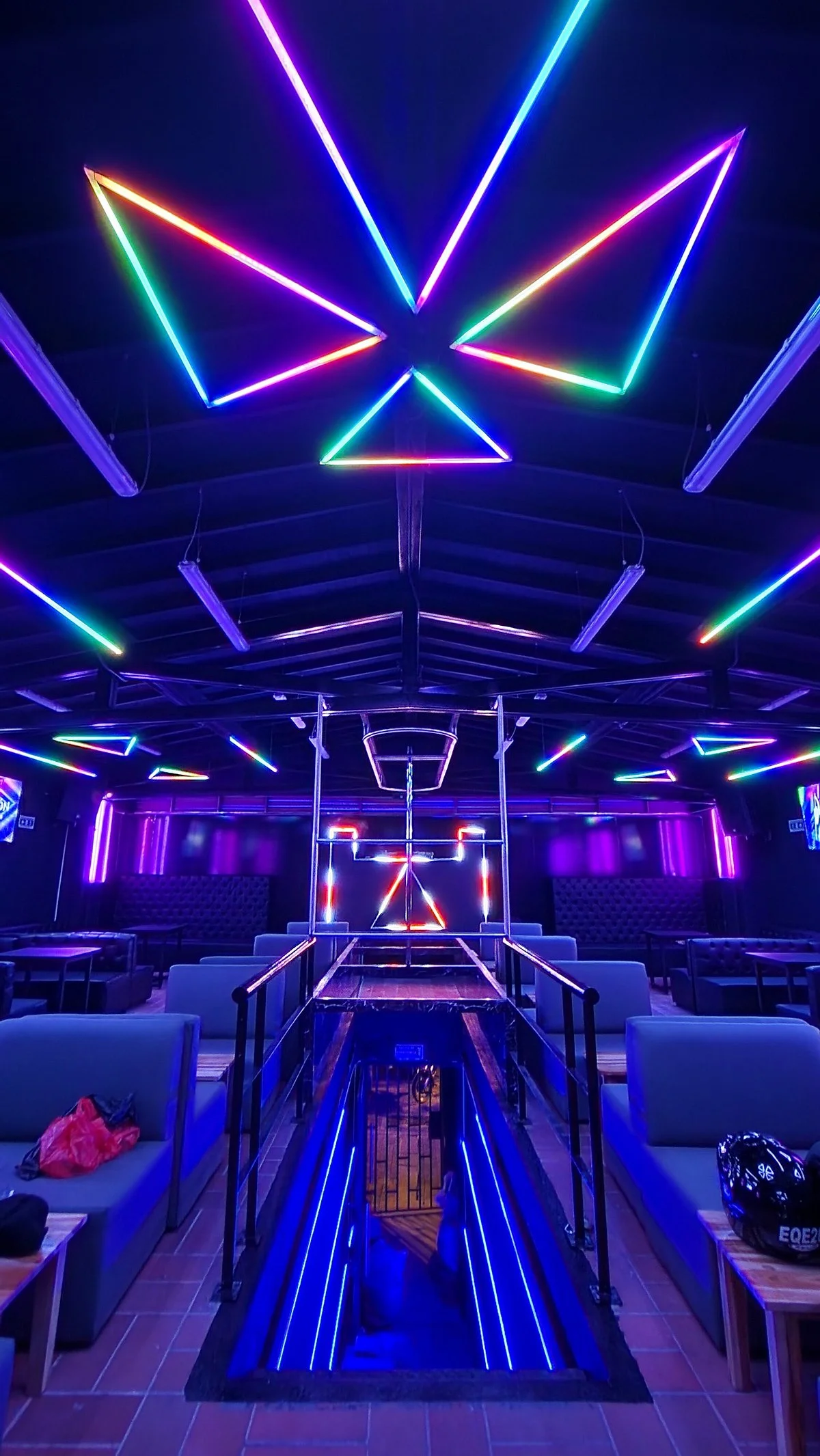 Anfitrión Night Club
