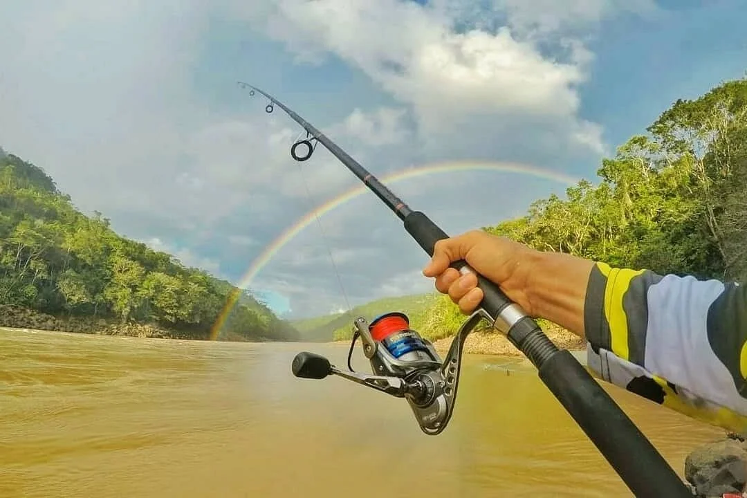 AVENTOUR TRAVEL FISHING